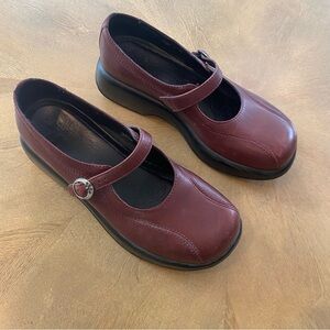 Vintage Red leather Dansko Mary Jane shoes with floral buckle